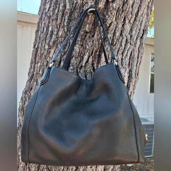 Coach 36464 Edie Handbag Shoulder Bag Tote Purse - Picture 3 of 9